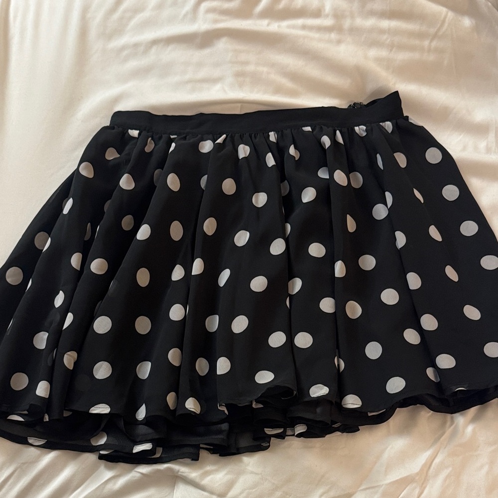 Guess Black and White Polka Dot Skater Skirt